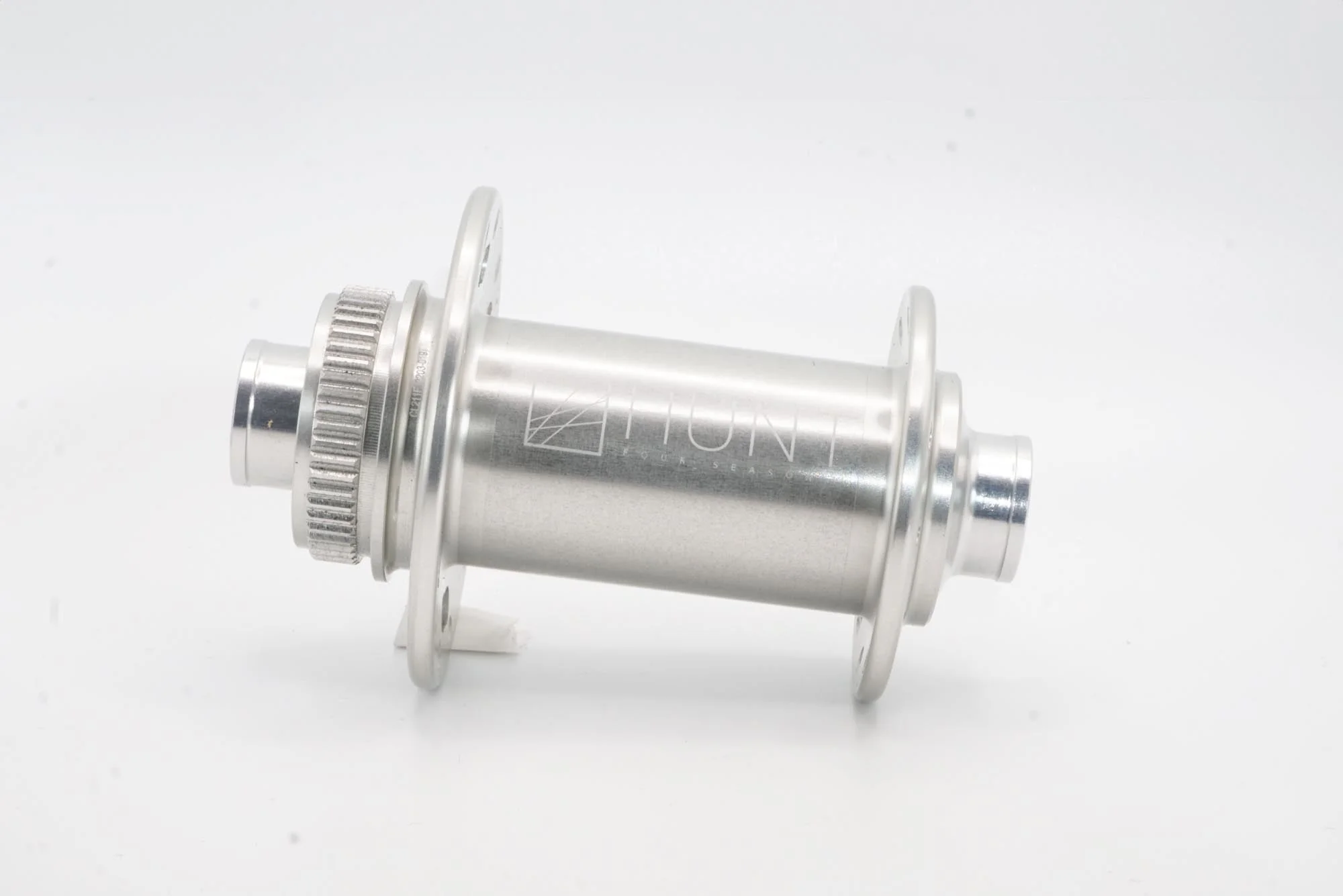 Front Hub | Engage CL 4 Season S | Disc Brake | 24 Hole | Silver
