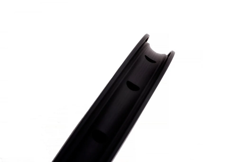 HUNT 4 Season Aero V2 Rim | Front - Image 5