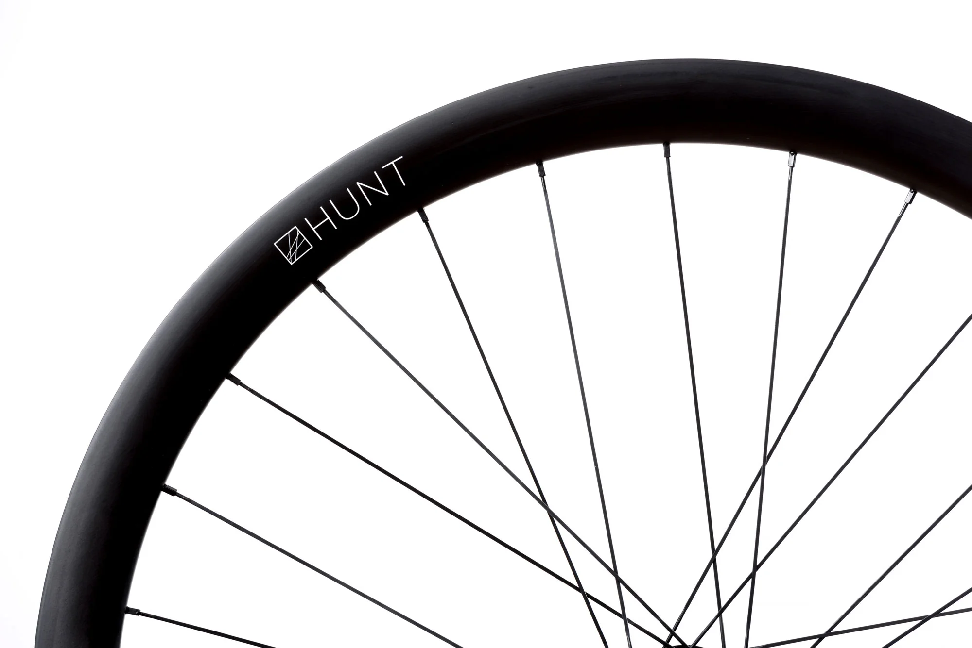 HUNT 40 Carbon Gravel Dynamo Wheelset | IC400 - Image 10