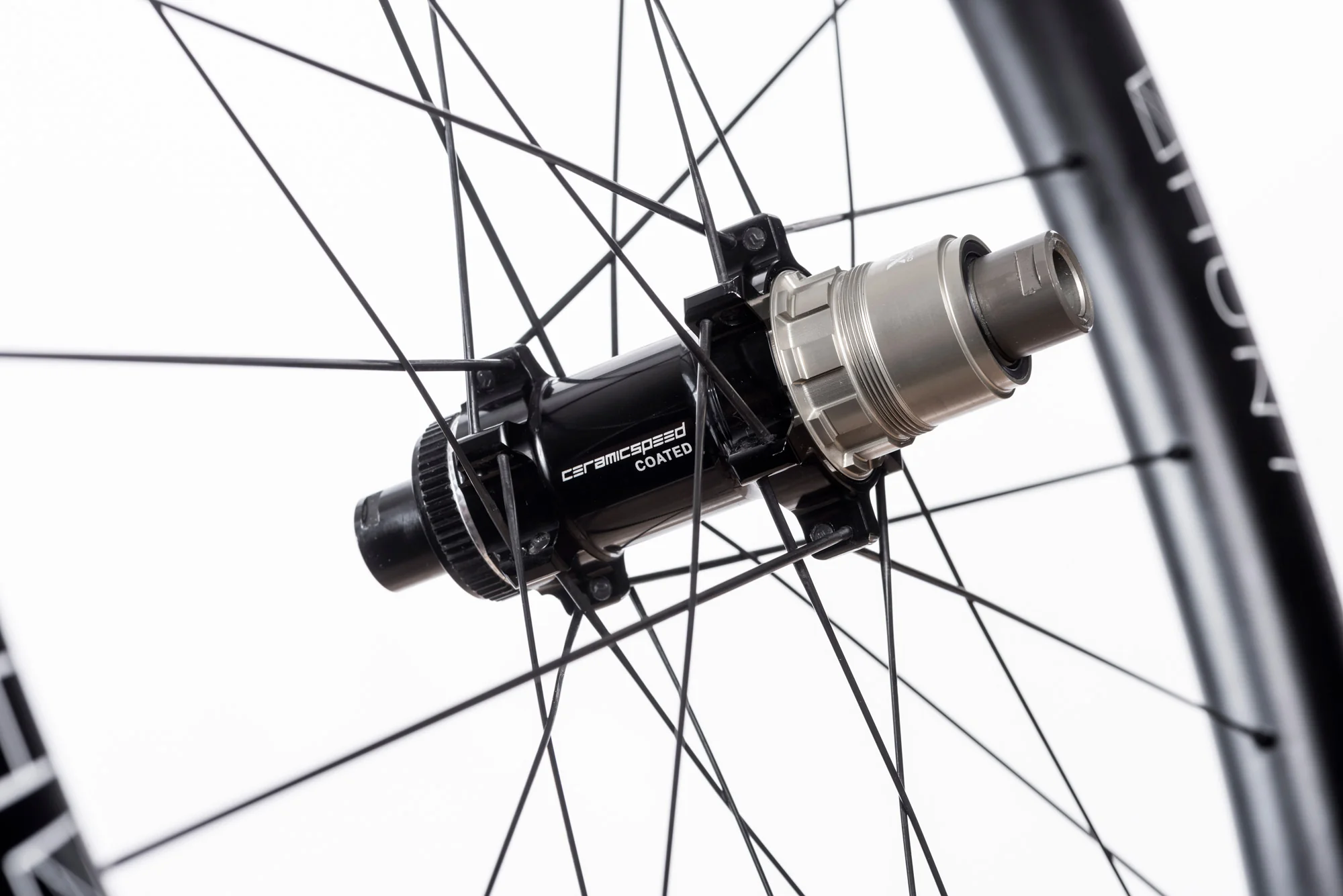 HUNT 42 Limitless Gravel Aero Single Wheel - Image 8