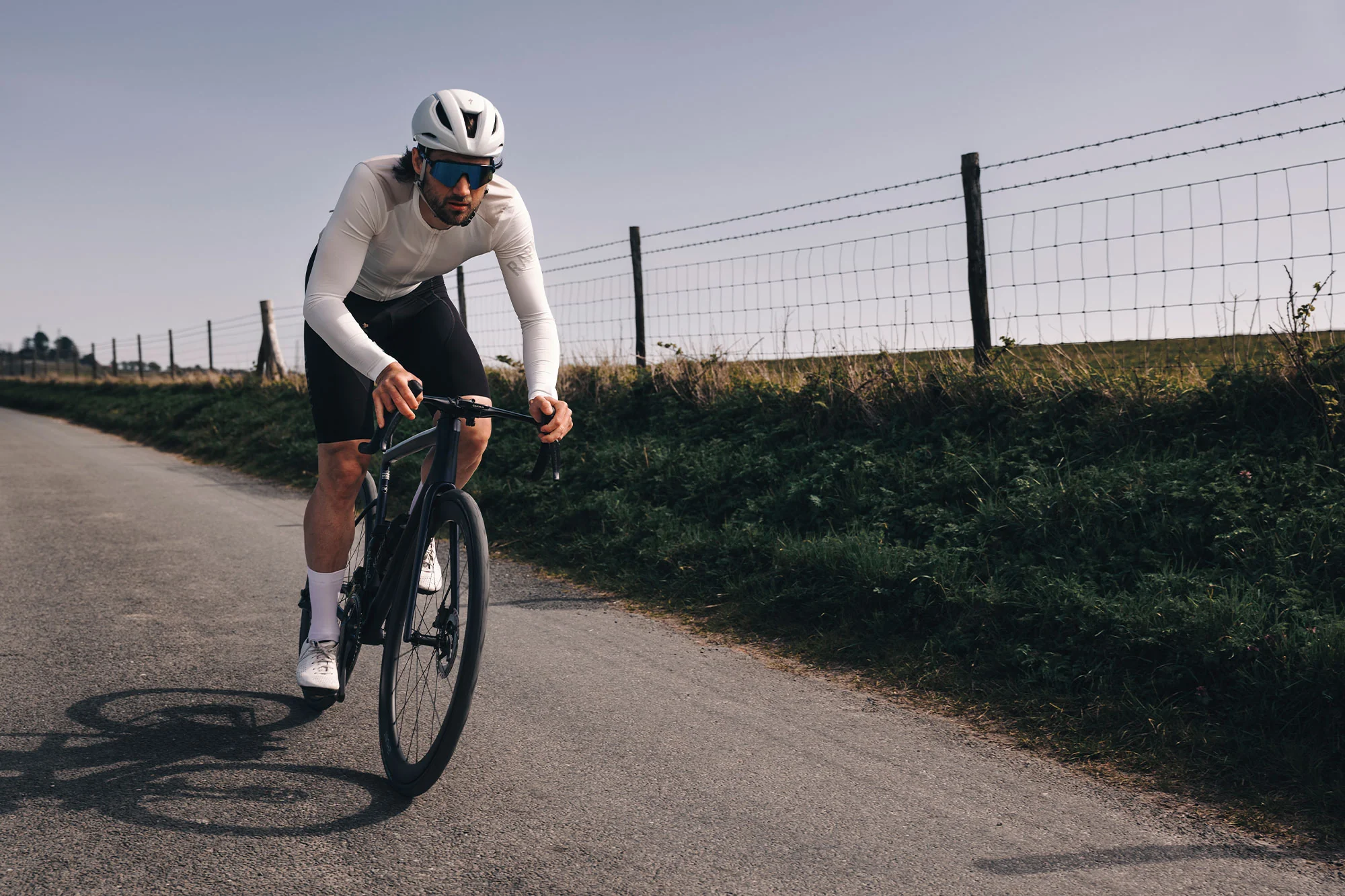 HUNT 44_46 Aerodynamicist Carbon Disc Wheelset - Image 4