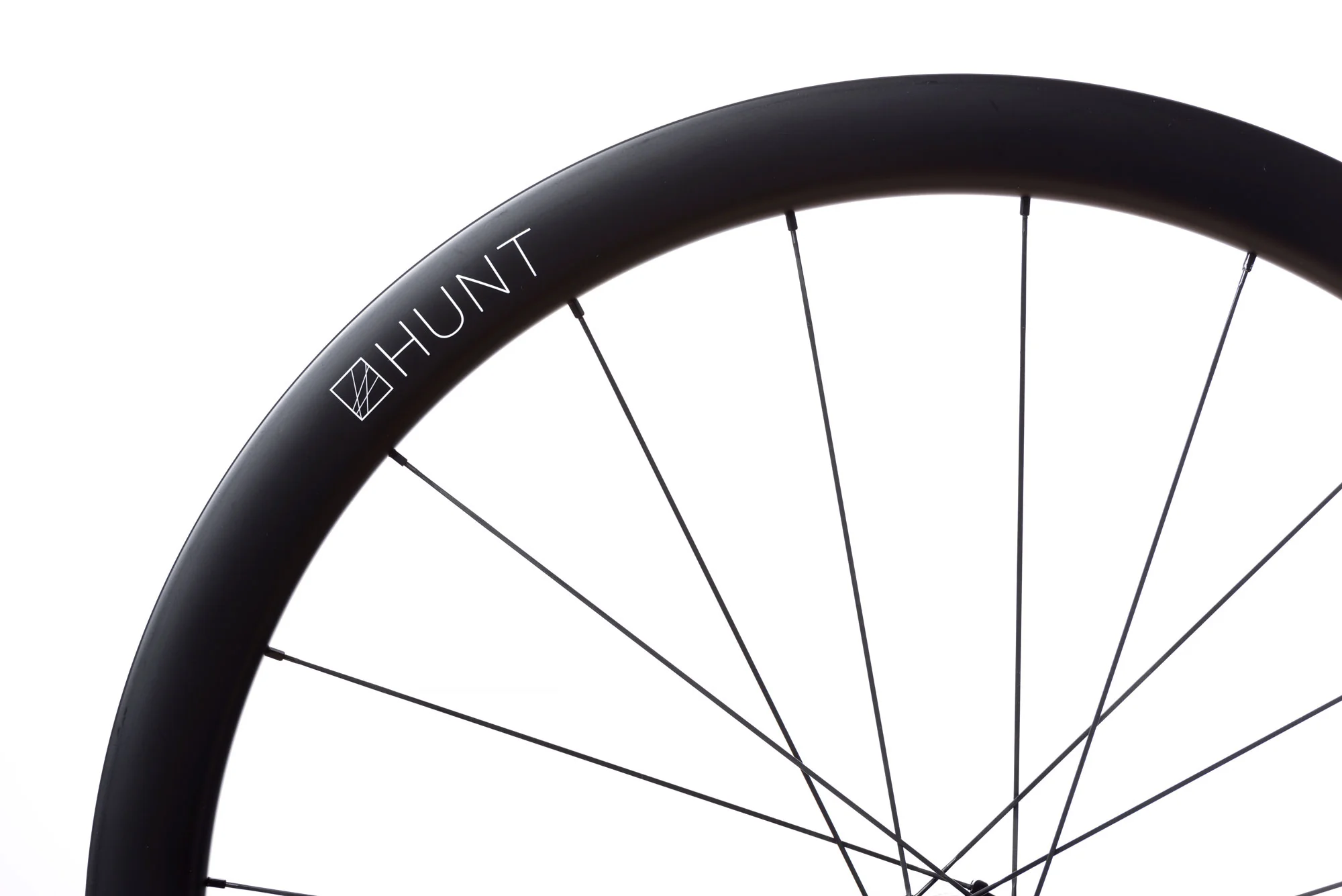 HUNT 44 Aerodynamicist Carbon Disc Single Wheel - Image 5