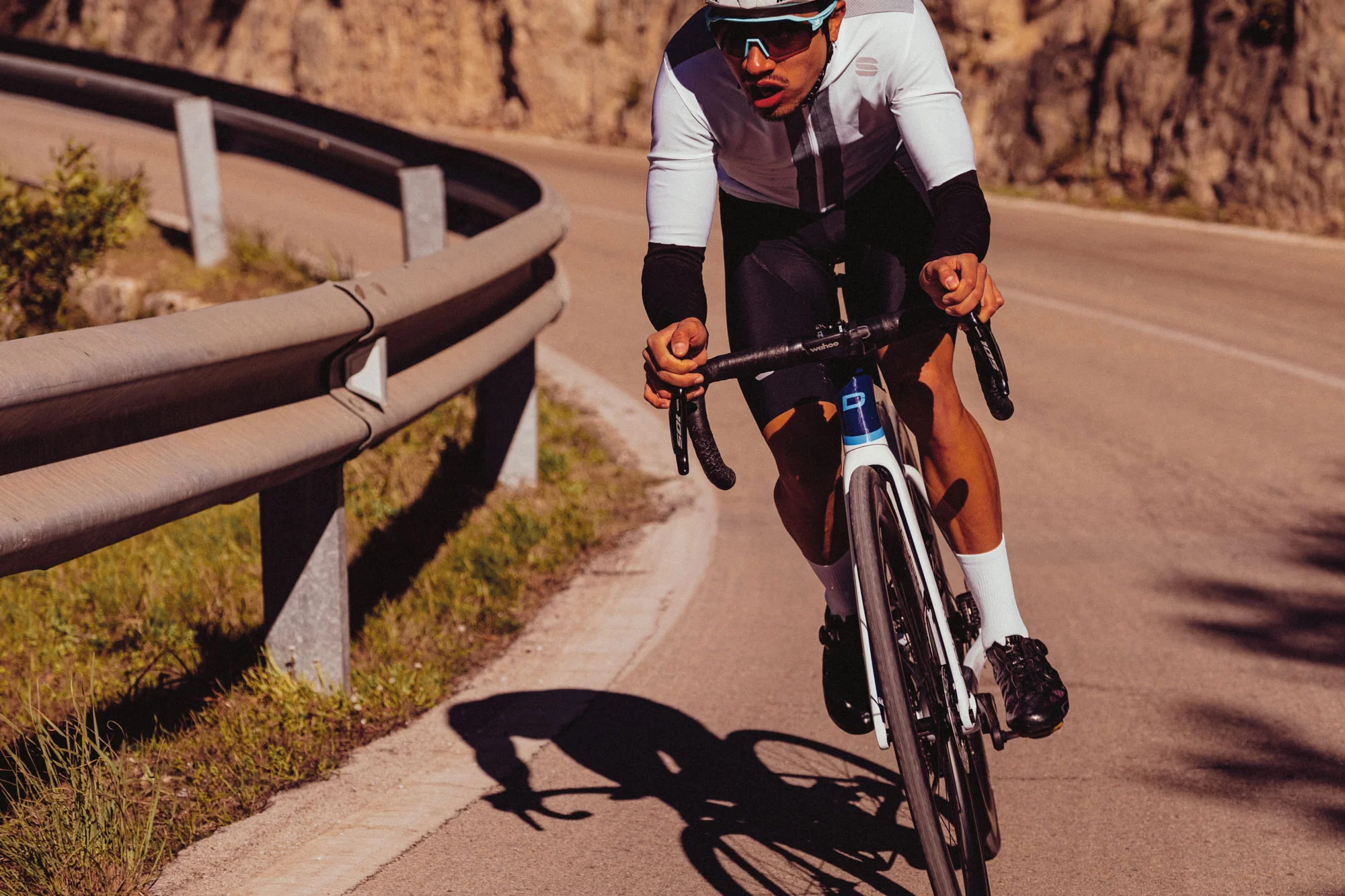 HUNT 44 UD Carbon Spoke Disc Wheelset - Image 10