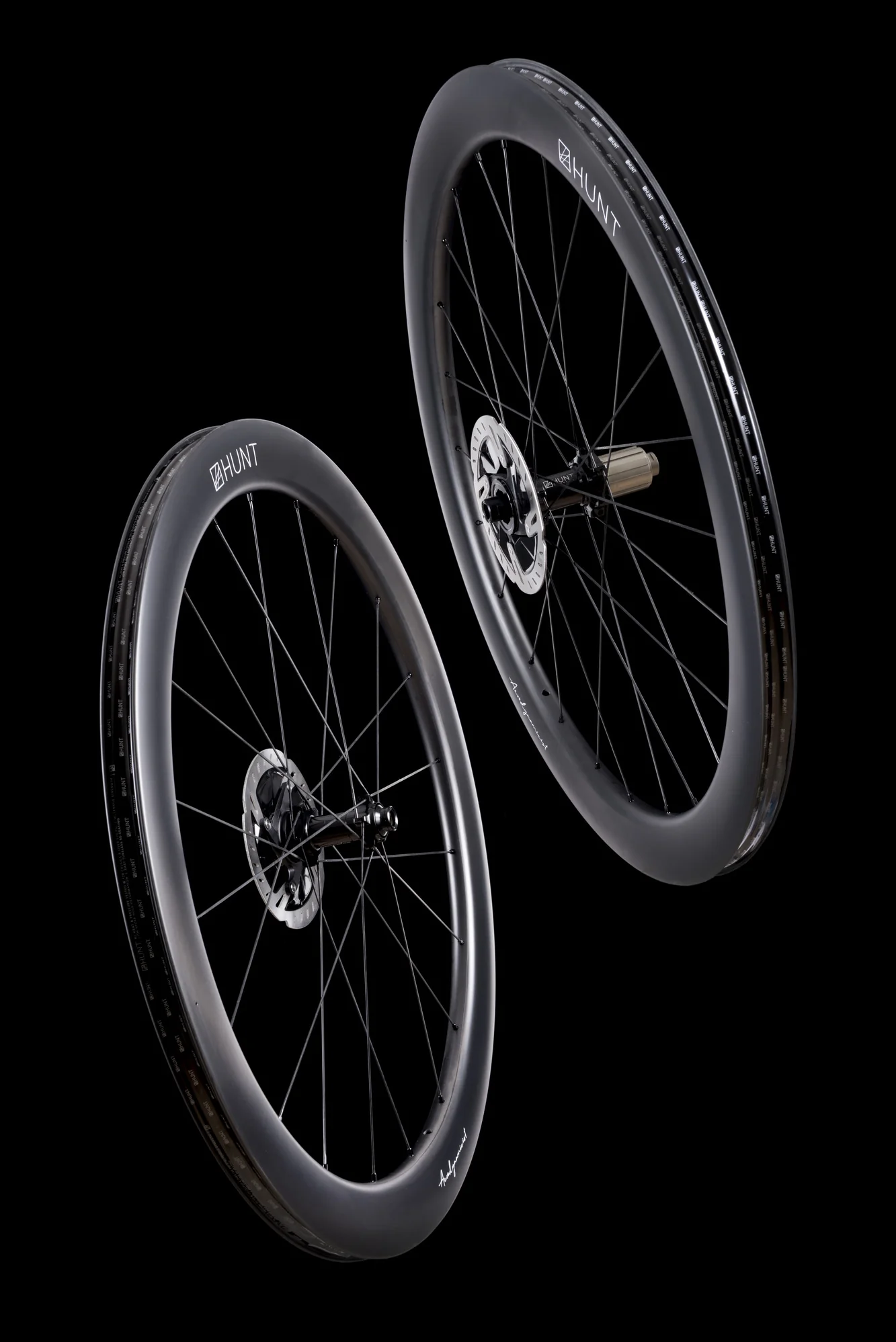HUNT 4454 Aerodynamicist Carbon Disc Wheelset - Image 13