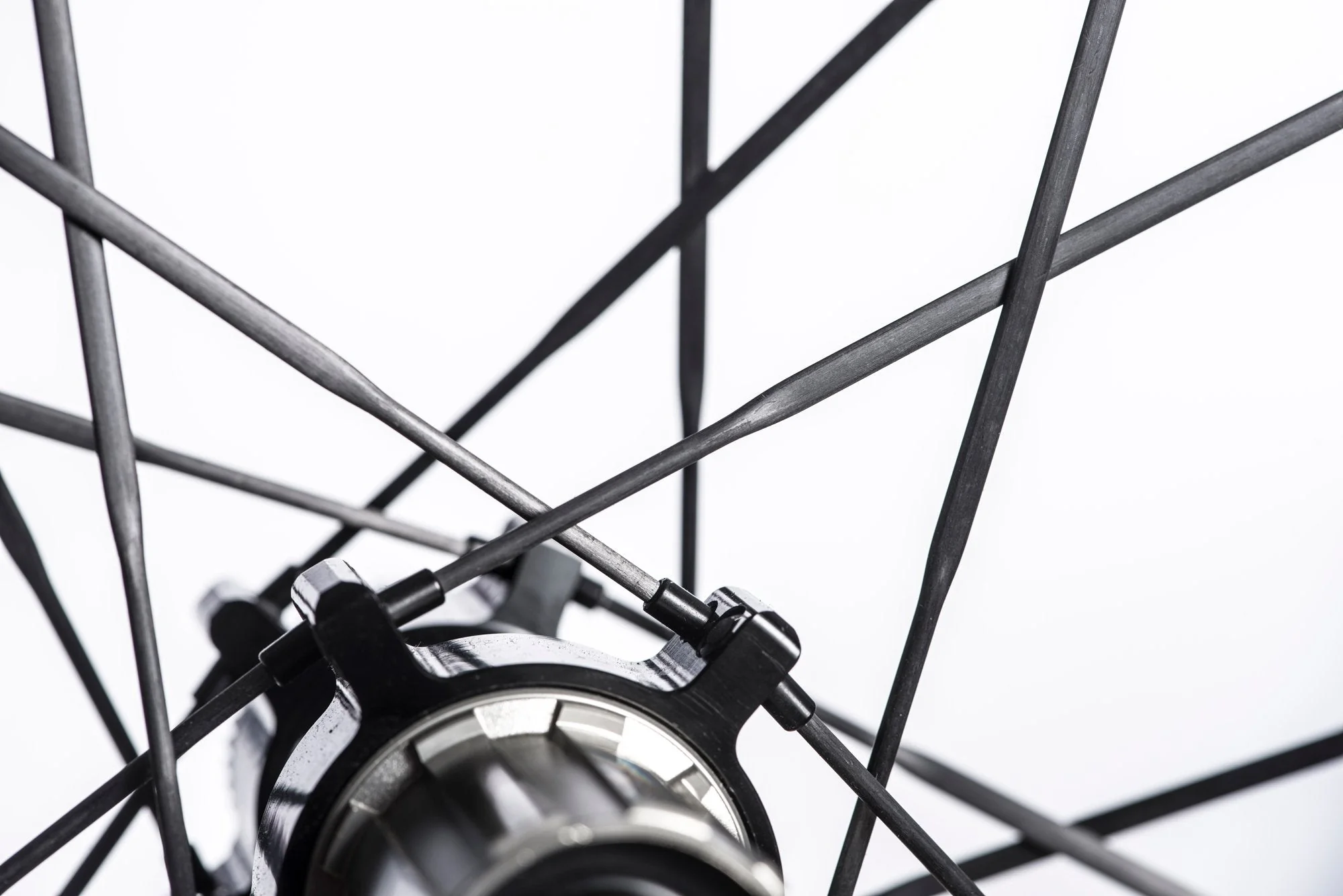 HUNT 54 UD Carbon Spoke Disc Wheelset - Image 6