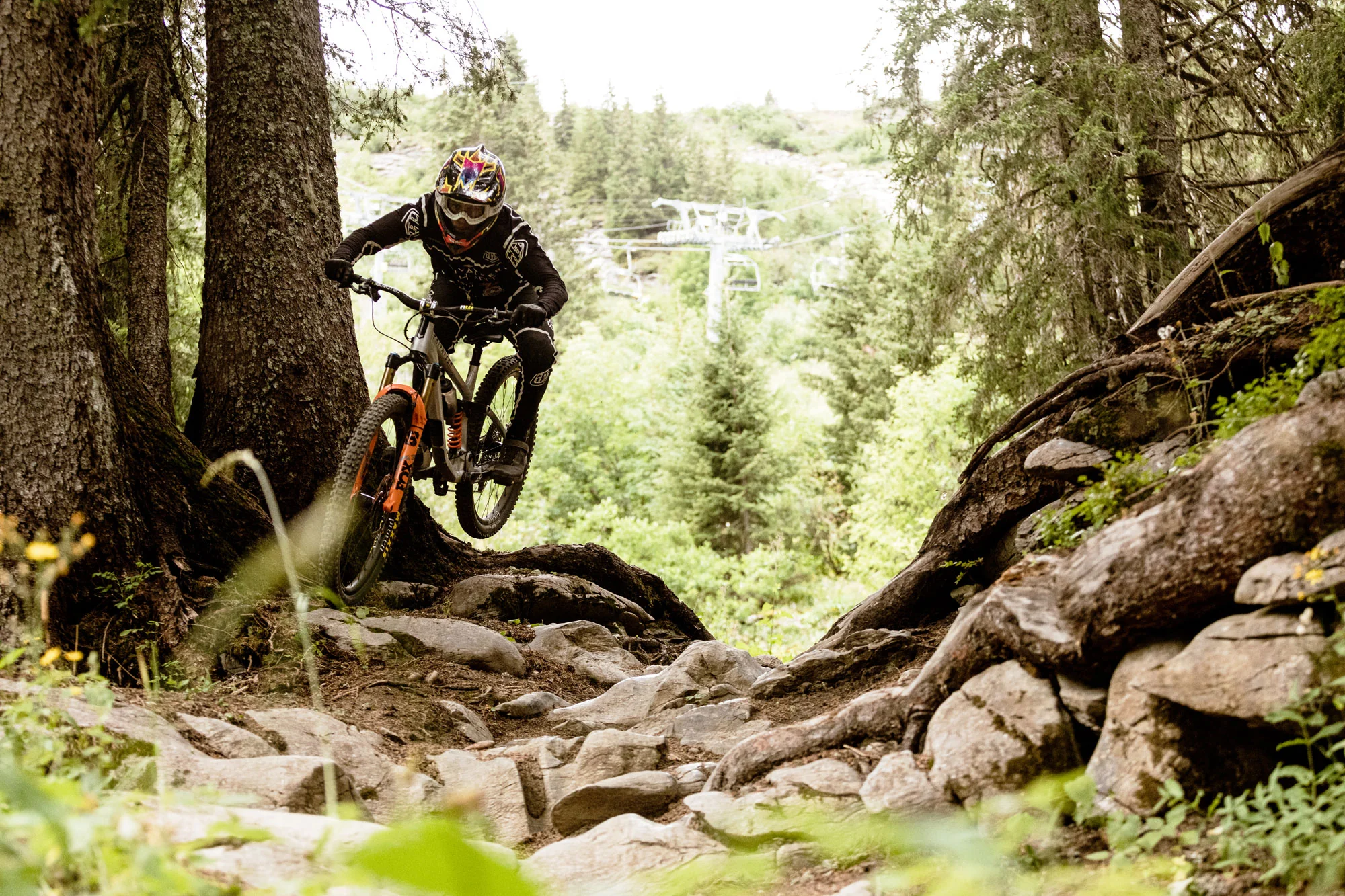 HUNT Proven Carbon Race Enduro MTB Mullet Wheelset - Image 9