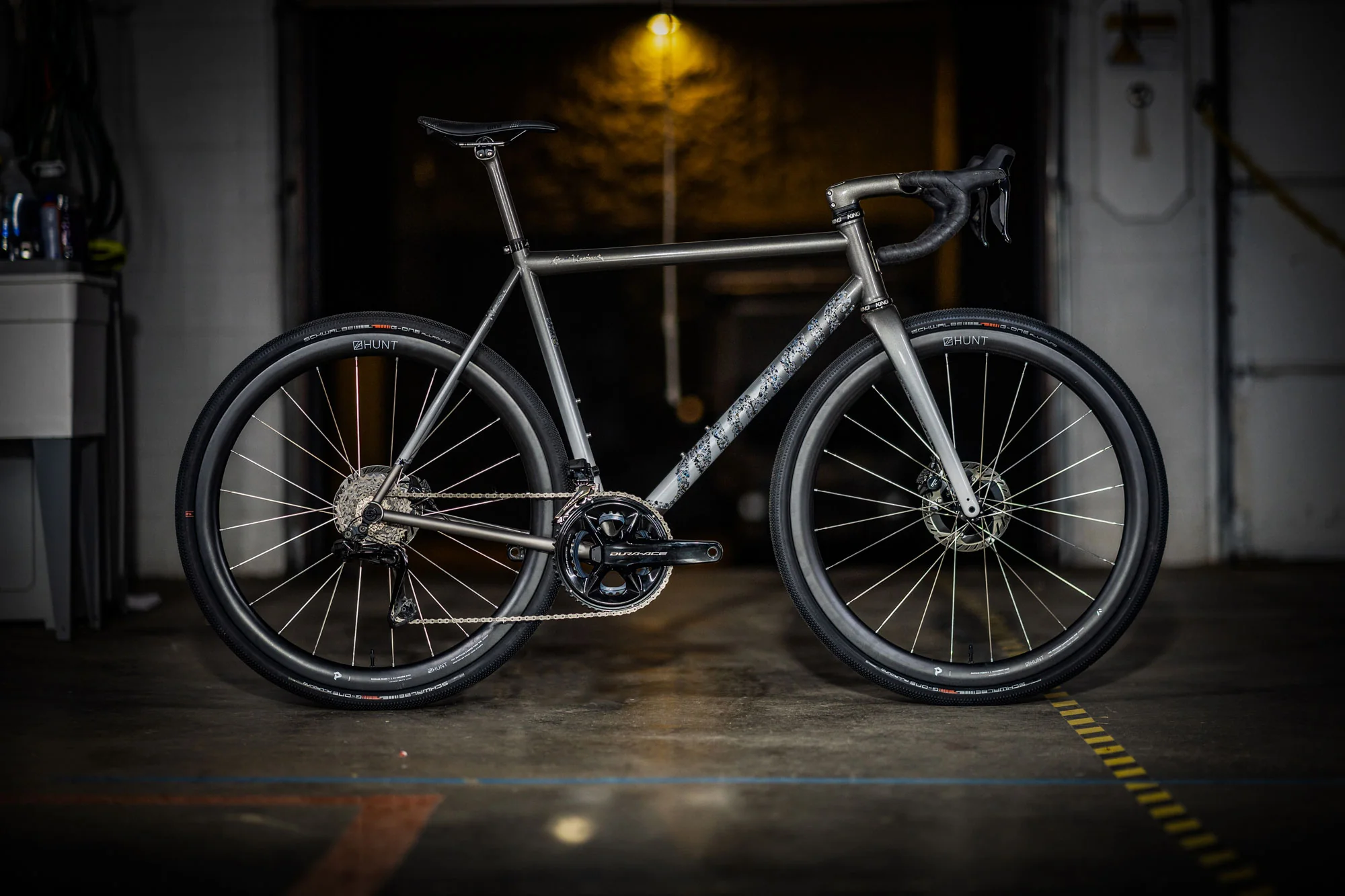 HUNT Sustain Phase One 42 Carbon Disc Ti Wheelset - Image 2