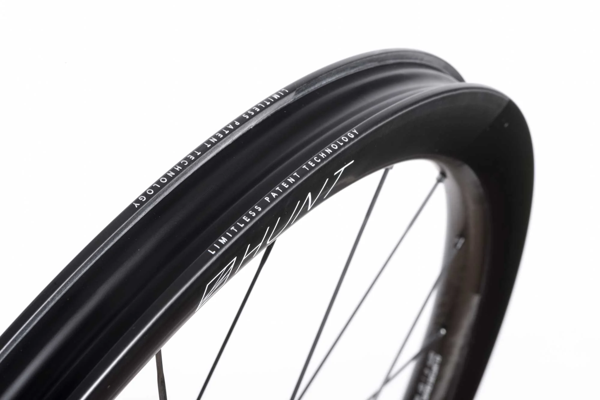 HUNT 40 Limitless Gravel Aero Wheelset - Image 5