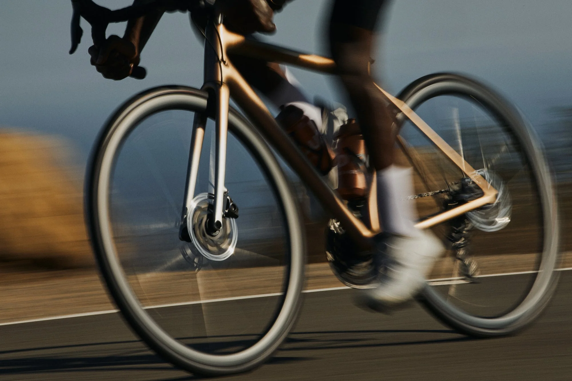 RE:NEW HUNT 32 Aerodynamicist UD Carbon Spoke Disc Wheelset - Image 6