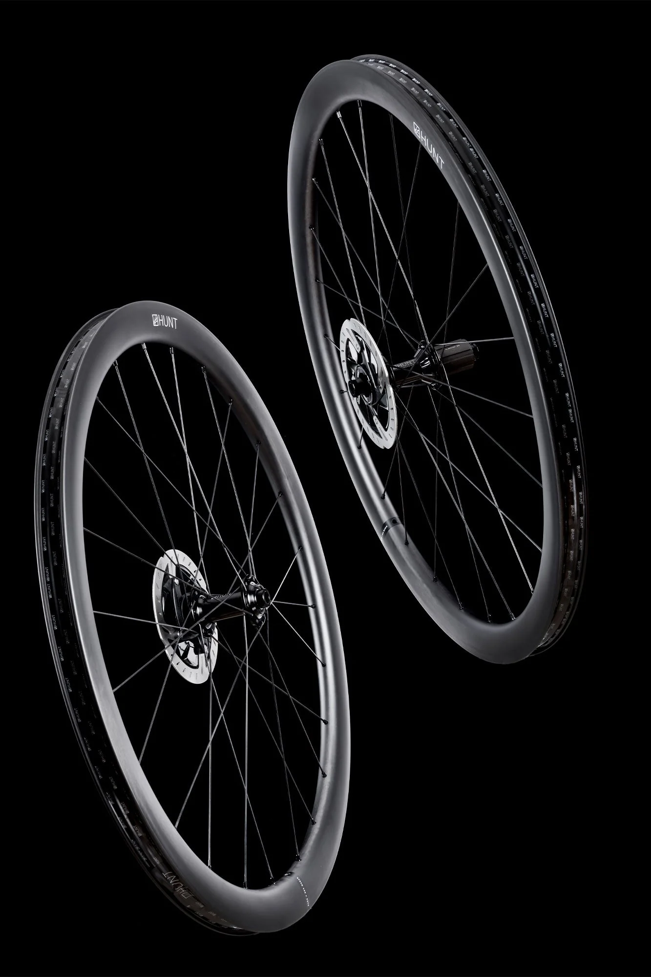 RE:NEW HUNT 40 Carbon Disc Wheelset | Single Wheel - Image 2