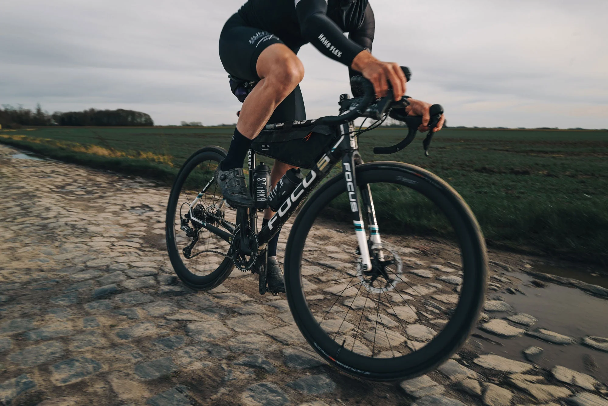 RE:NEW HUNT 40 Carbon Disc Wheelset | Single Wheel - Image 8