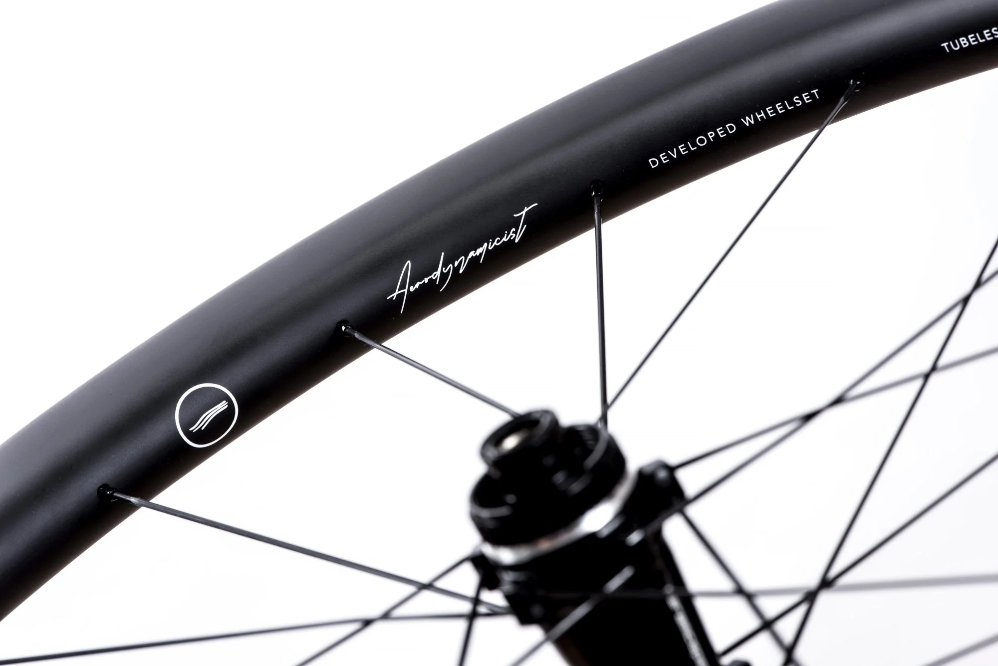 RE:NEW HUNT 48 Limitless Aero Disc Wheelset - Image 9