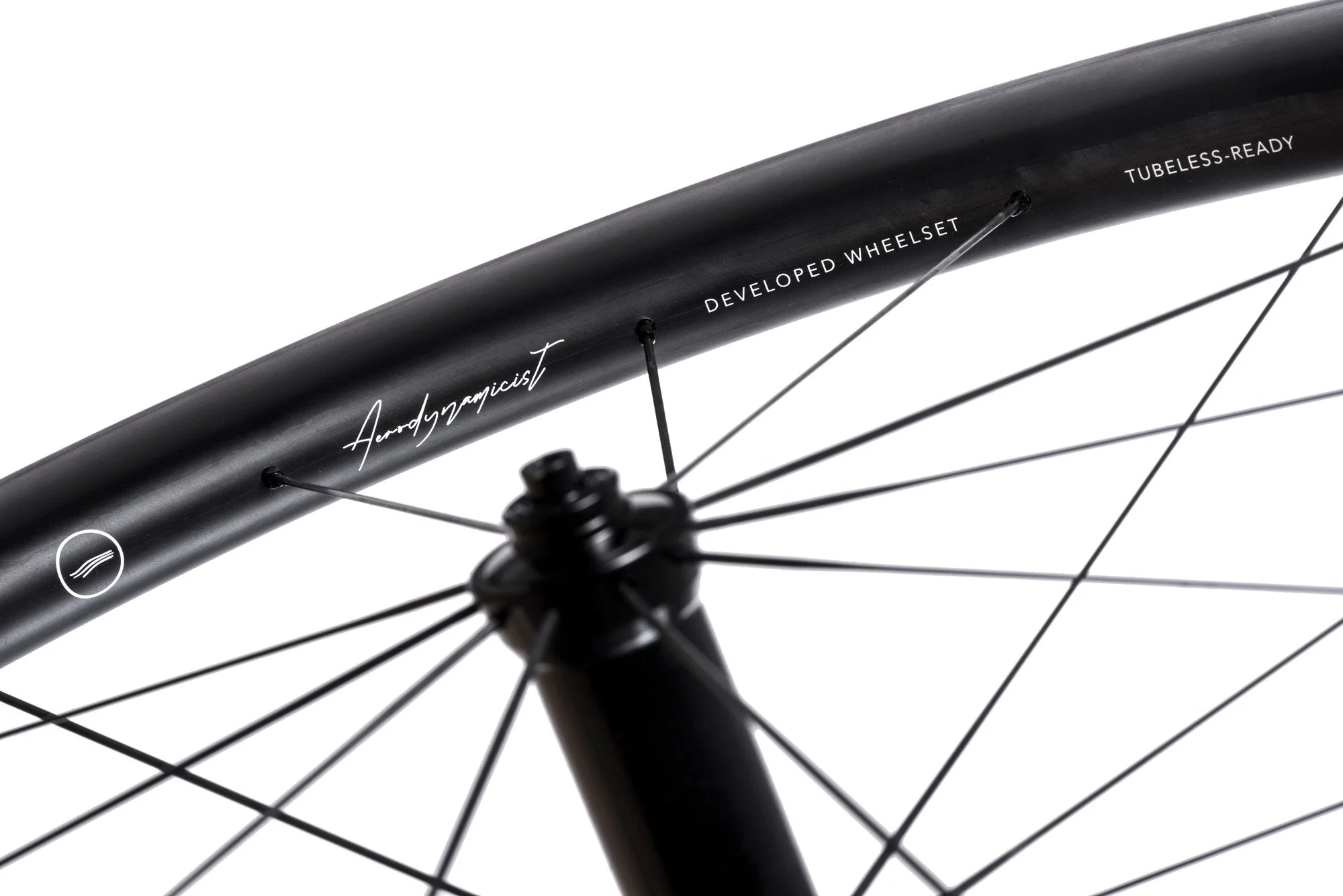 RE:NEW HUNT 52 Carbon Aerodynamicist Wheelset - Image 4