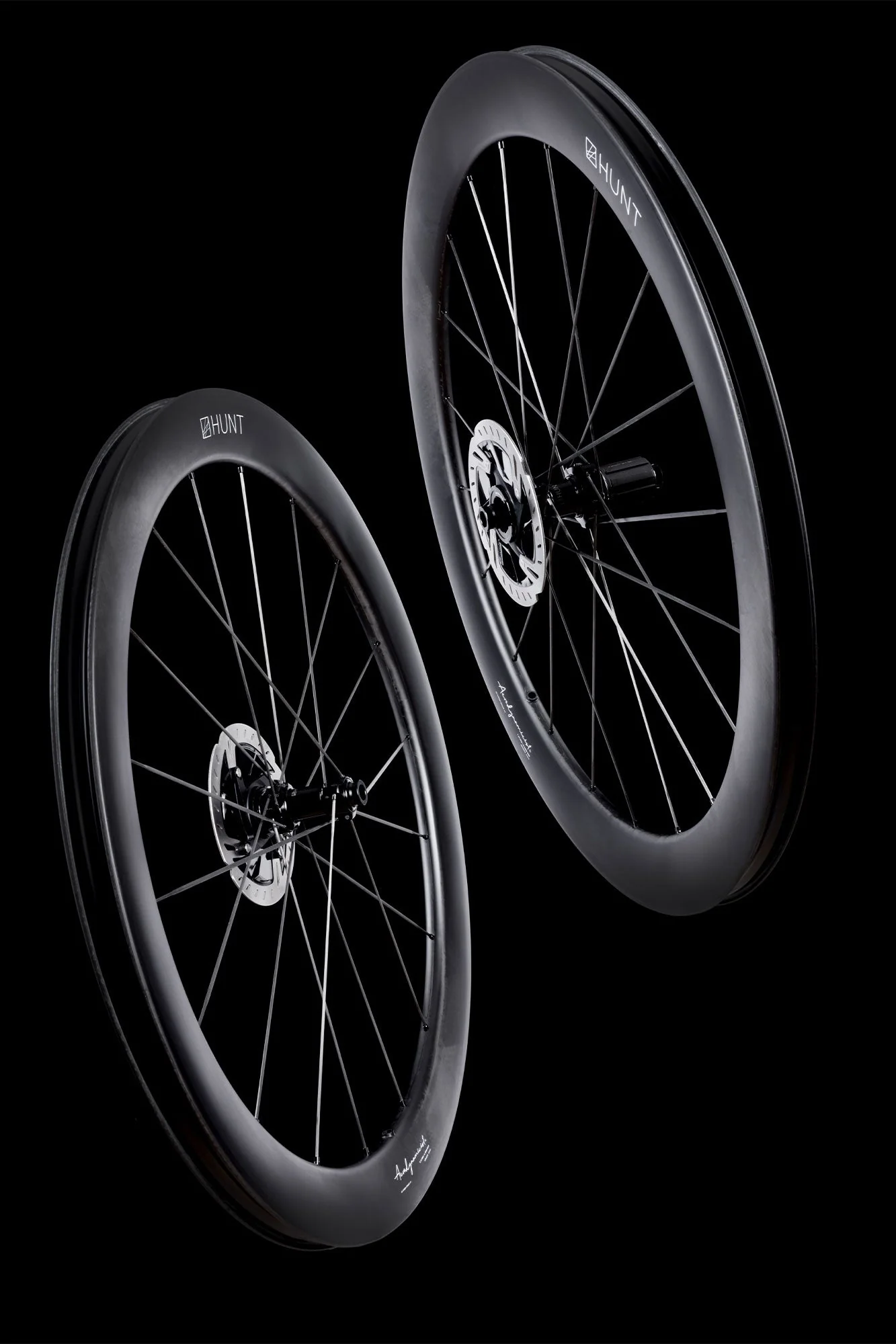 RE:NEW HUNT 54_58 Aerodynamicist UD Carbon Spoke Disc Wheelset - Image 12