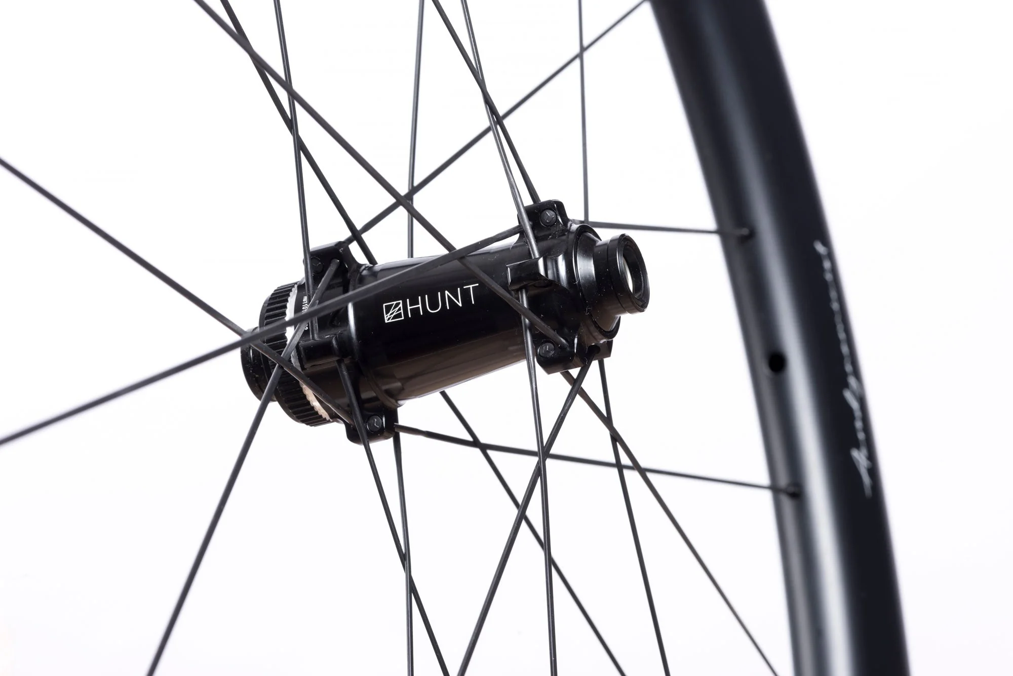 RE:NEW HUNT 54 Aerodynamicist Carbon Disc Wheelset - Image 6